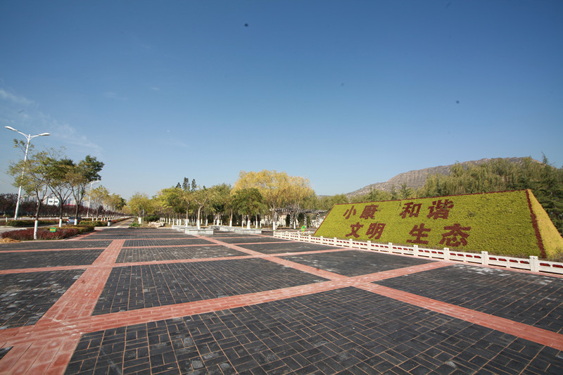 缁忔渤鍗楀哺.jpg